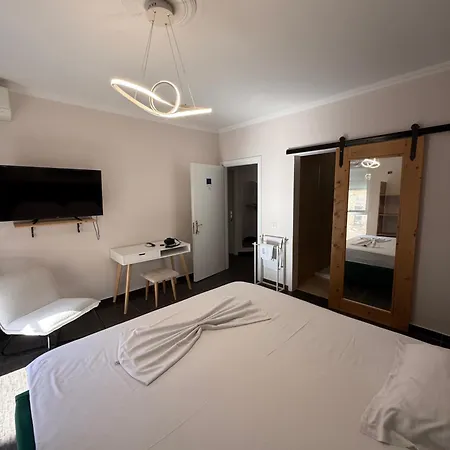 Emerald By Adore, Apartamento
